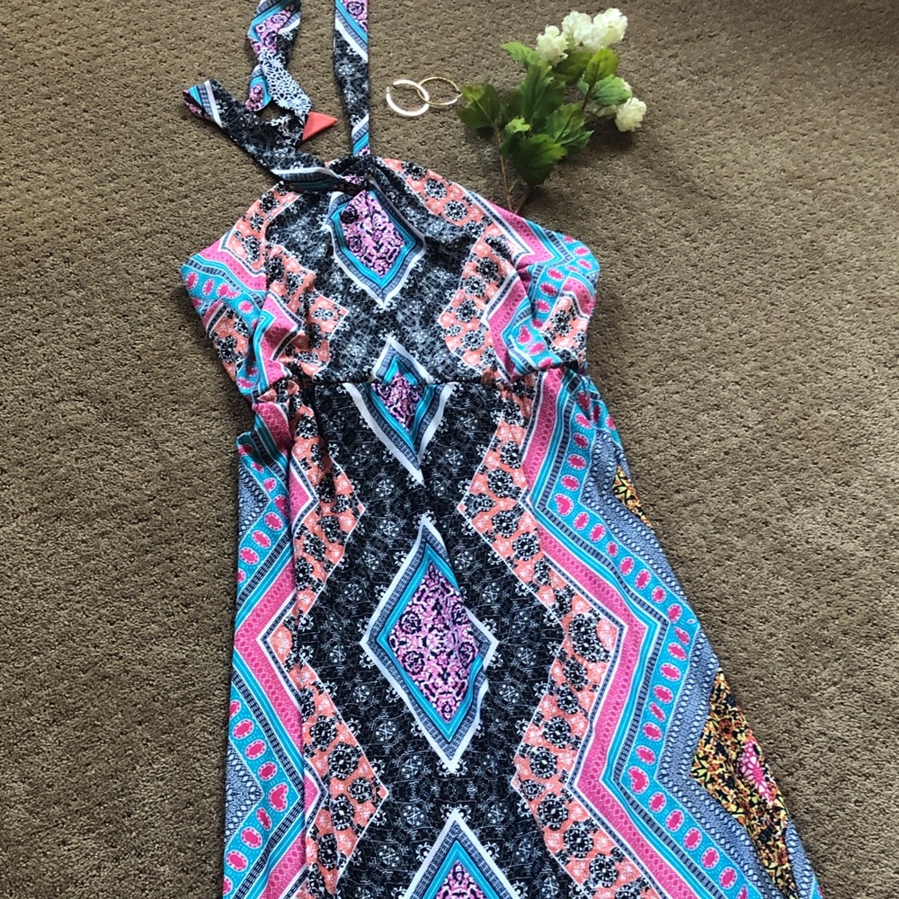 maxi dress with halter tie top. Size large